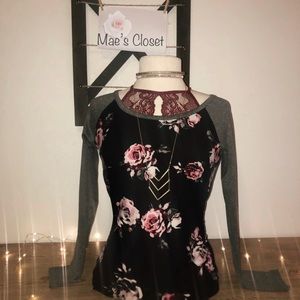 Floral top with solid sleeves NEW